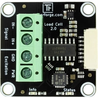 Mikrocontrollerplatine mit grünen Anschlussklemmen und Beschriftungen für 'IN-', 'IN+', 'GND', und 'PWR' auf schwarzem Hintergrund.